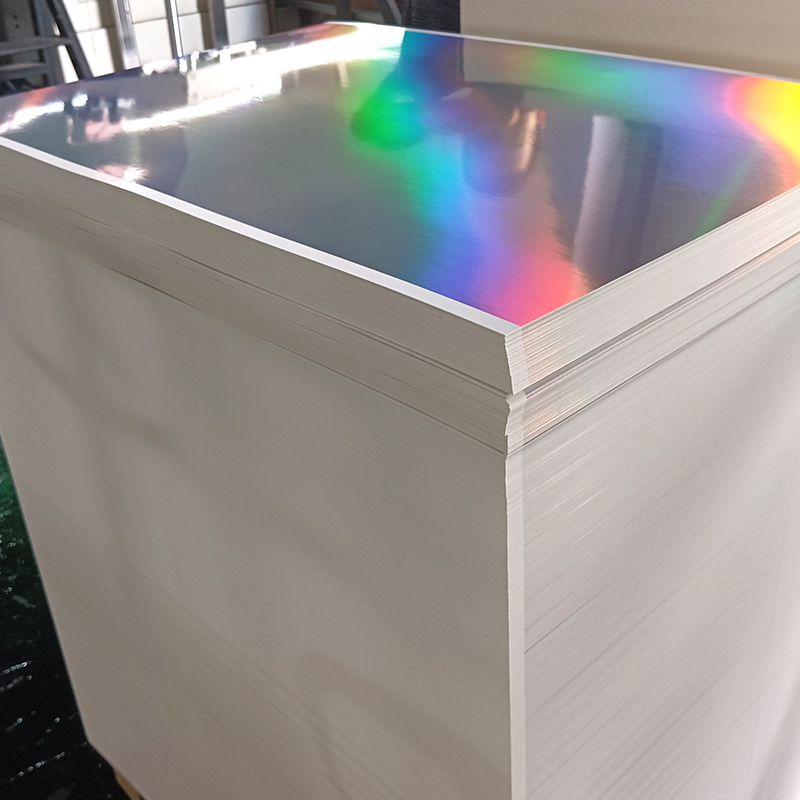 Stok Kad Holografik Pepejal